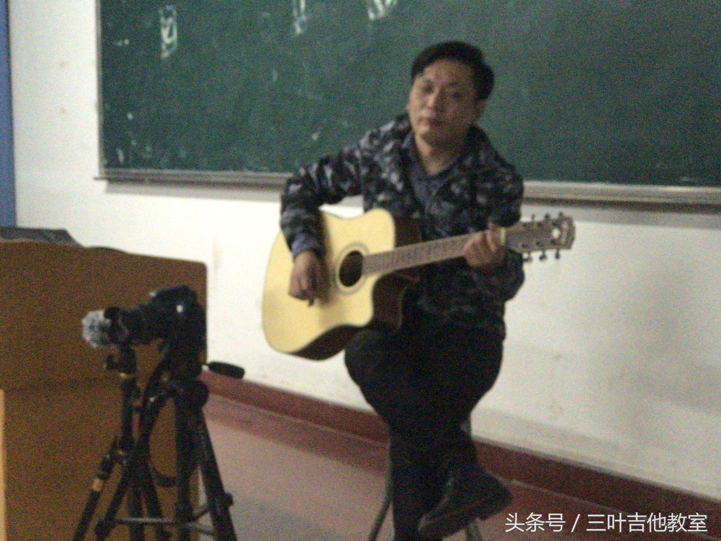 中国首家共享吉他(三叶)已经开始蔓延武汉了!武汉三叶乐器出资