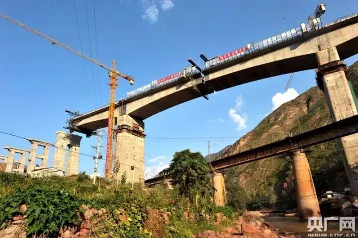 早安青岛新闻来了,早安新闻最新版