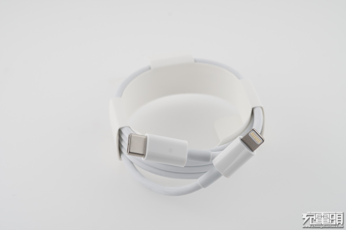 苹果数据线为什么这么贵,苹果所有数据线集合