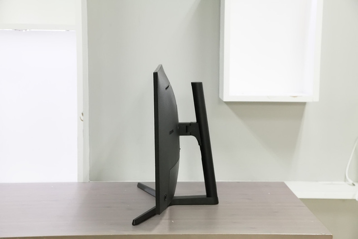 三星uh850显示器,三星量子点显示器uh850