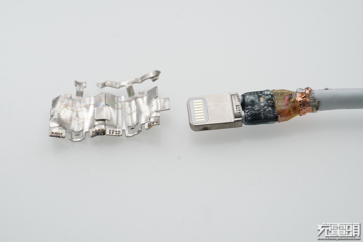 苹果数据线为什么这么贵,苹果所有数据线集合