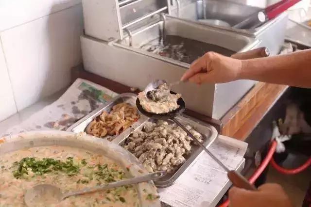 厦门古早味美食,街头阿姨做的美食