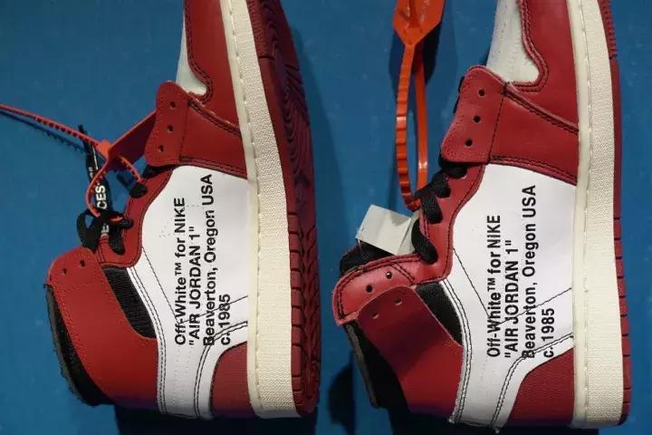 airjordan1倒钩真假,airjordan1真鞋假鞋质量对比