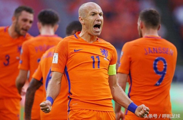 足球巨星罗纳尔多的招牌动作,足球巨星过人名场面