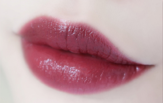 不知道给女朋友买什么色号的口红,直男必备口红100款