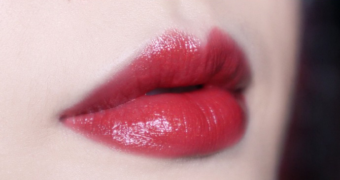 不知道给女朋友买什么色号的口红,直男必备口红100款