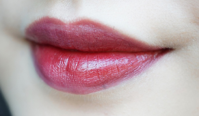 不知道给女朋友买什么色号的口红,直男必备口红100款