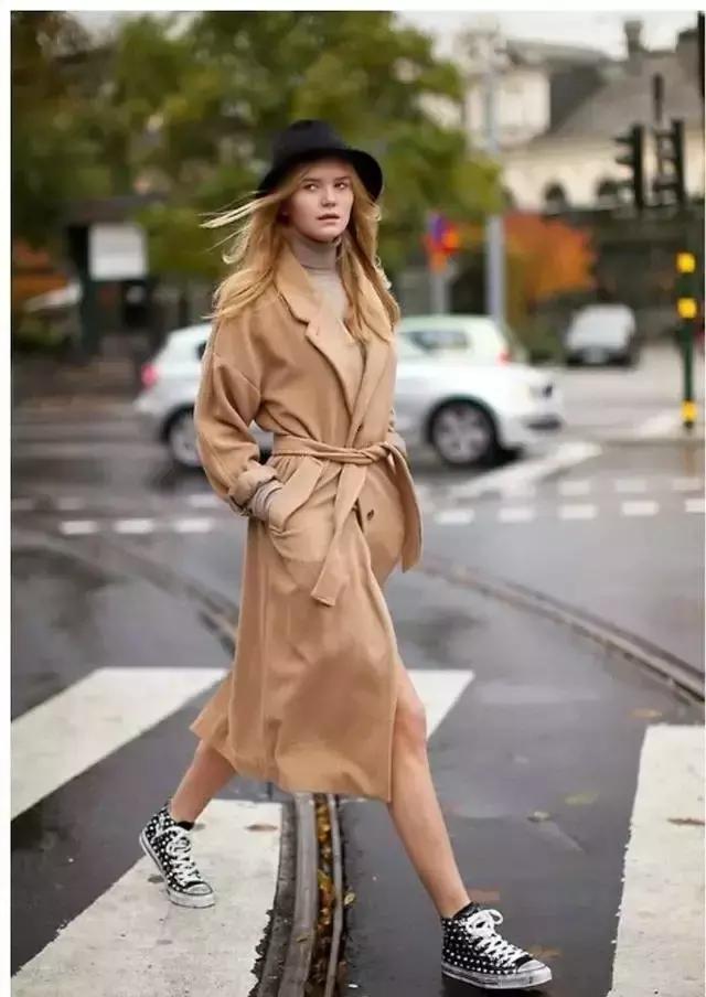 这个冬天毛鞋和毛袜最配,这个冬天鞋推荐