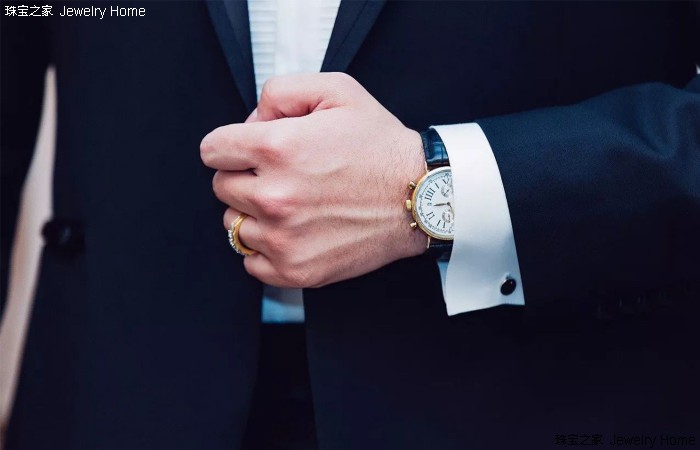 西装袖扣高级搭配,西装的扣子需要扣吗