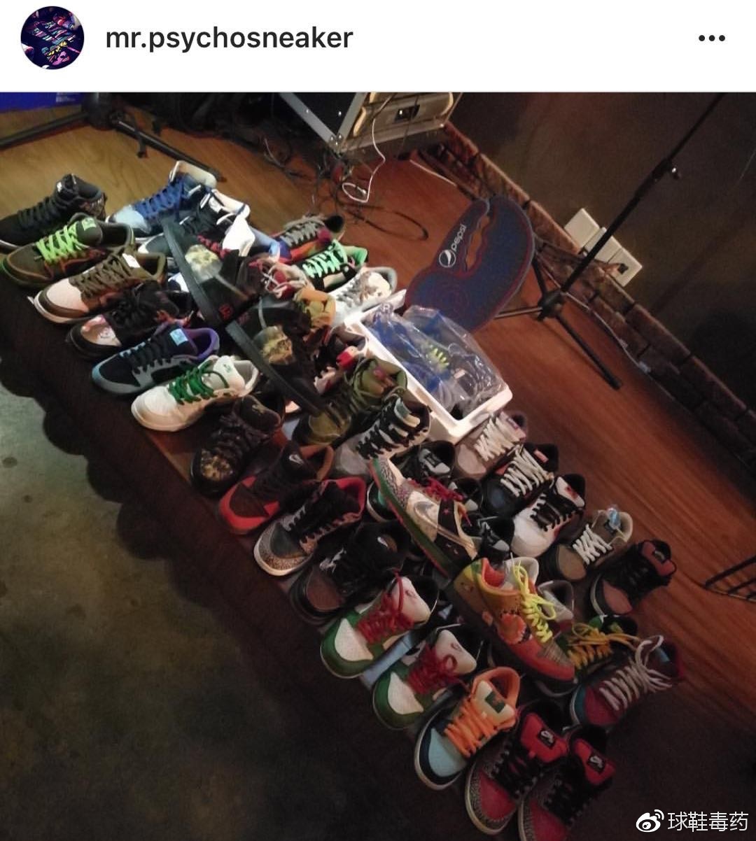 dunksb黑鸽子有刷色感吗,dunksb真假对比黑鸽子