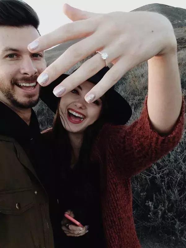 怎么发朋友圈暗示自己没那么重要,发朋友圈不给谁看准确吗