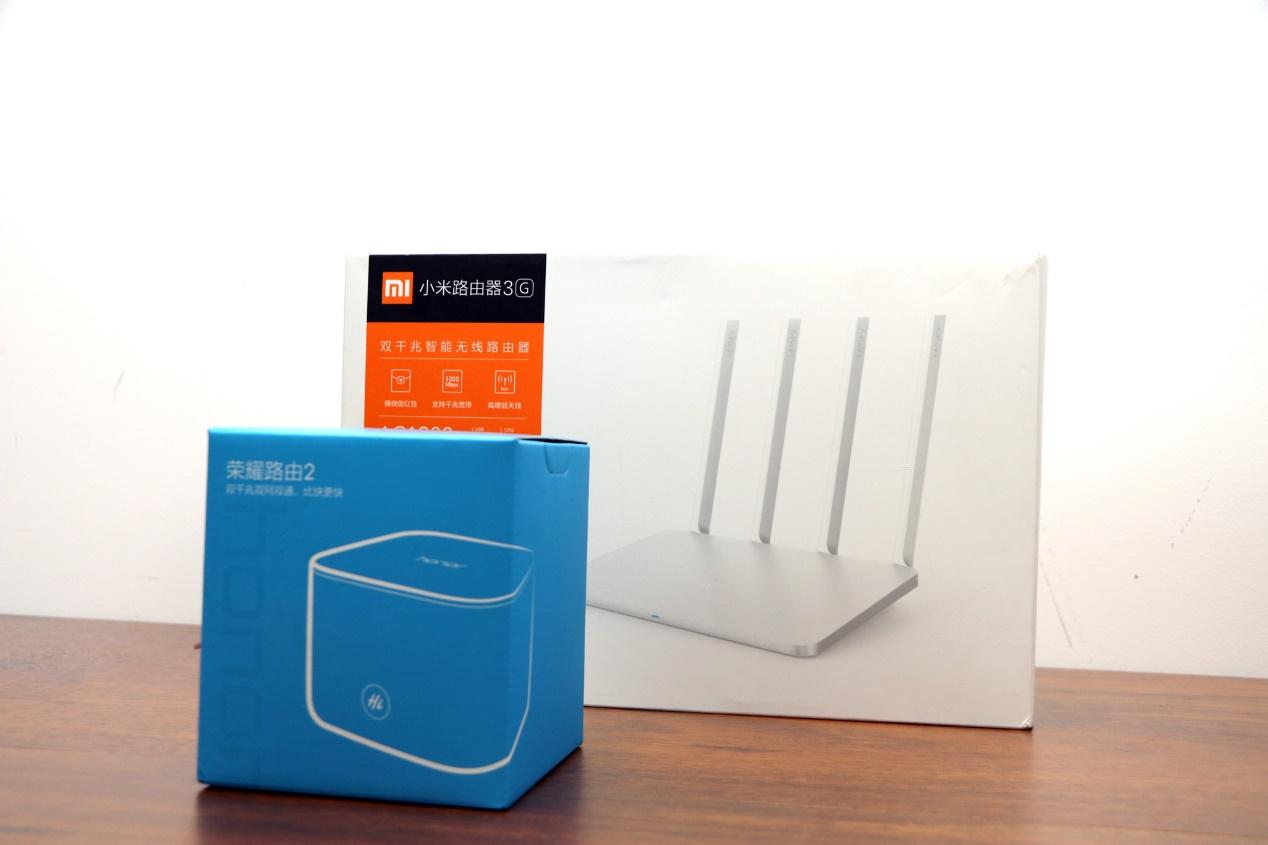 价位相同，都是双千兆荣耀路由2和小米路由3G谁更出色？