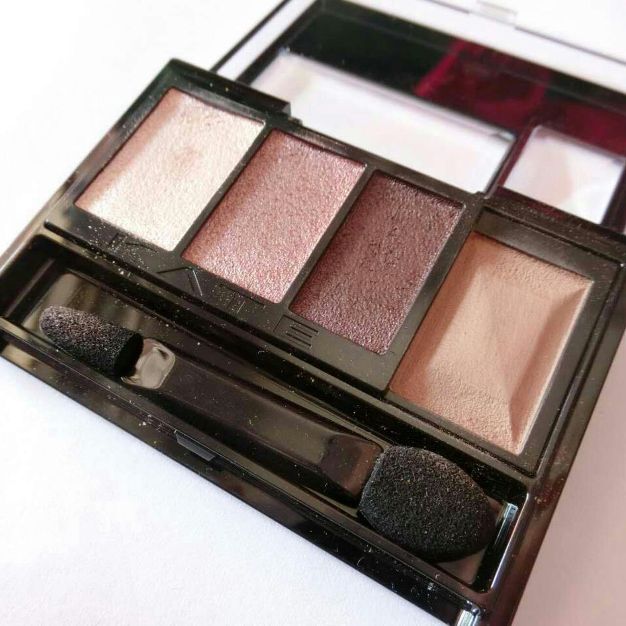 200块搞定全套彩妆,10000元搞定全套彩妆