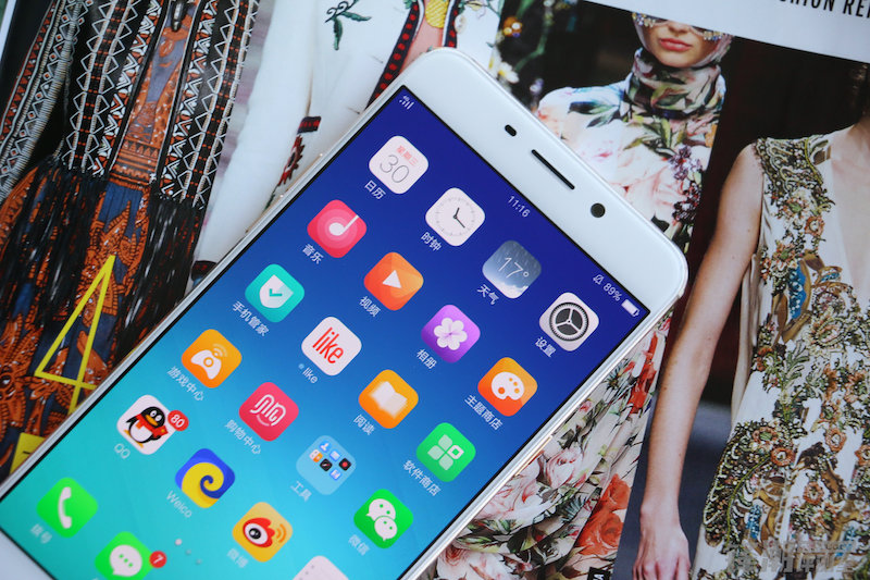 oppor9新机颜值,oppo高颜值游戏机