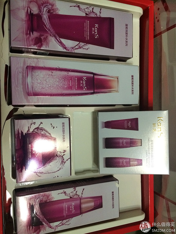 韩束补水保湿礼盒,韩束红石榴鲜活水盈宠爱礼盒价格