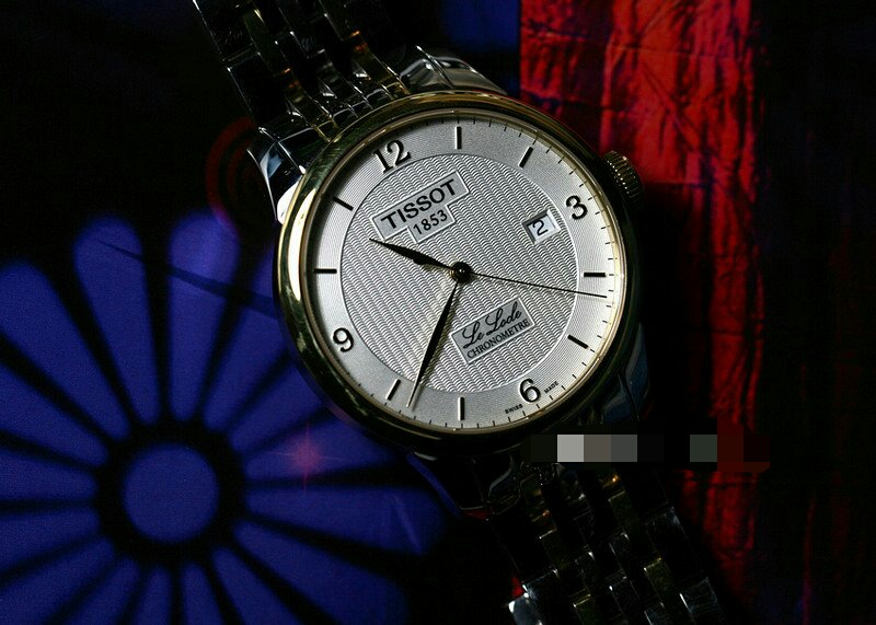 泰国天梭力洛克手表贵不,专柜买的天梭力洛克