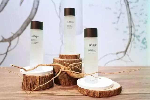 秋冬敏感肌保湿护肤品推荐,秋冬换季皮肤敏感用什么面霜