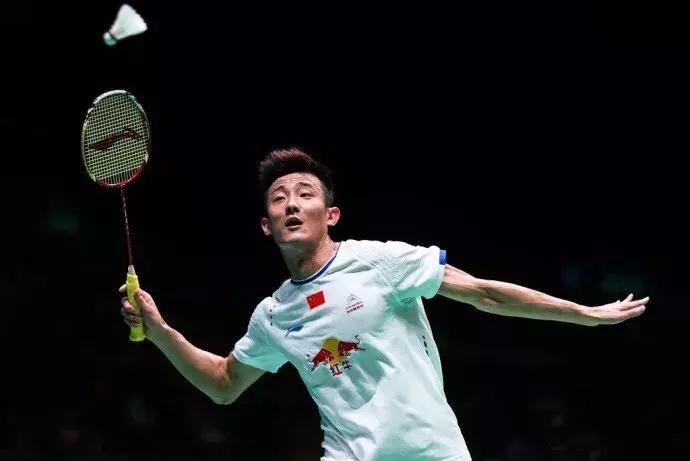 球场五个位置介绍和打法,球场上善于突破打什么位置