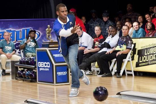 篮球非主业！詹皇手腕不收拾不打篮球纳什足球不输职业运动员