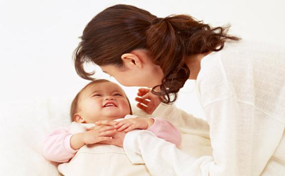 妈妈母乳喂养指导,妈妈们都是怎么母乳喂养的