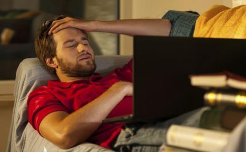 太耀眼的城市不适合看星星，就像你的心，不适合谈安定