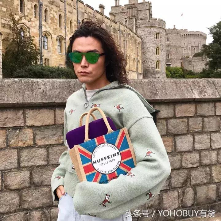 学会这些穿衣小技巧让你瞬间变高,学会这6个穿衣技巧时髦又高级