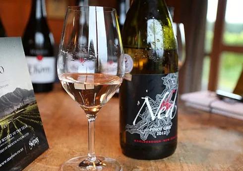 泡椒凤爪猪皮柠檬最正宗的做法,泡椒鱼露凤爪最正宗的做法