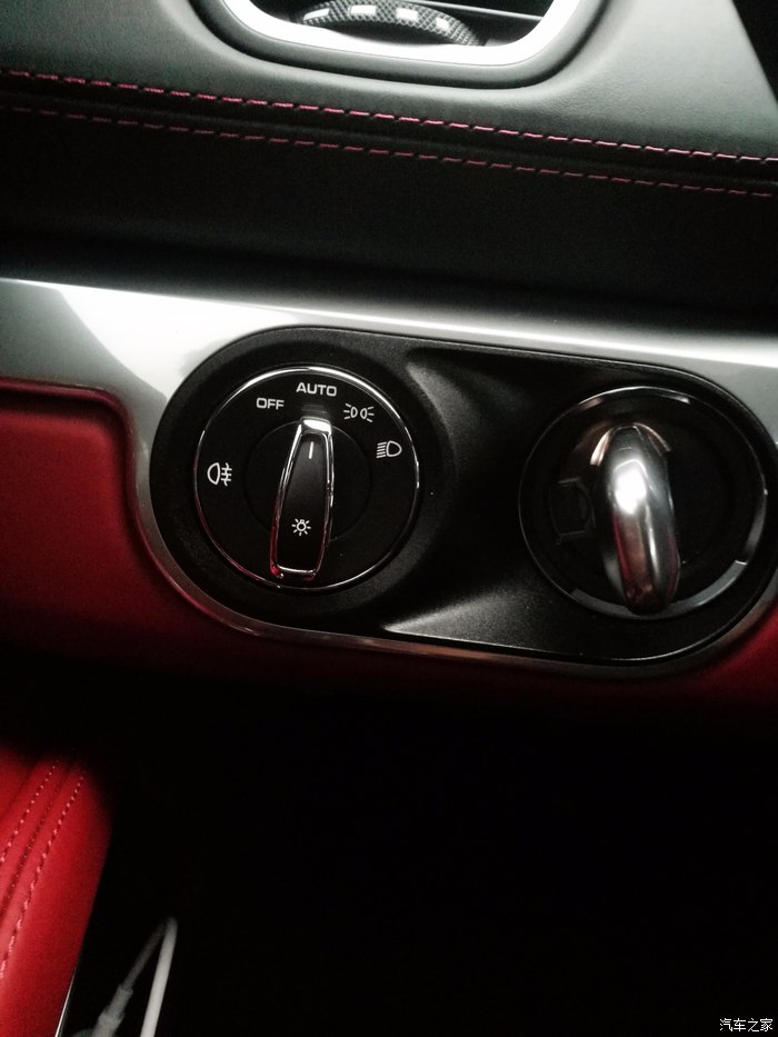 地下车库偷保时捷是哪个电影,718caymangts银色