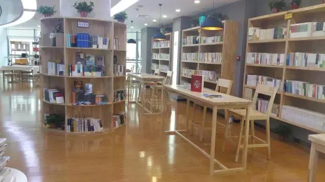 郑州最安静的书店,郑州这7家高颜值书店