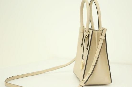 杨幂mk黑包包,杨幂mk包推荐