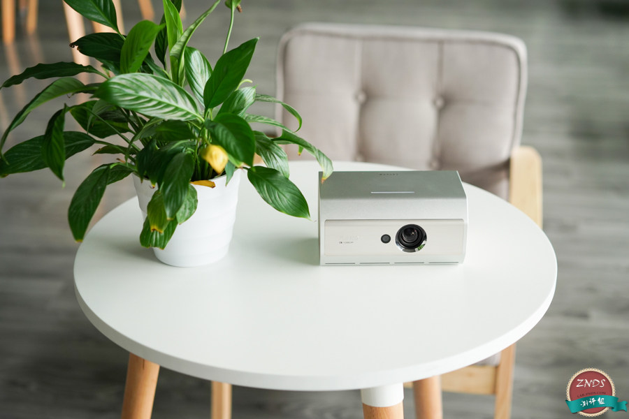 微鲸32寸电视怎么样,微鲸m1投影评测