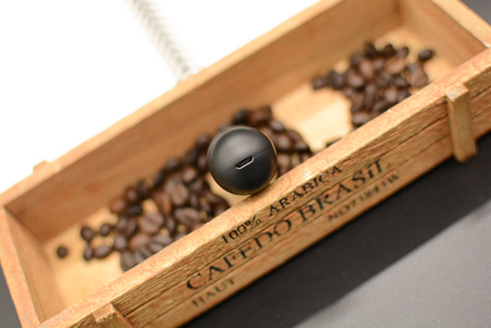 仅有指头大小i!QCY超迷你蓝牙耳机QCYmini1评测