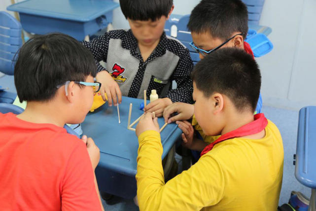 拥有三个“金帆”，做过上千个小课题，这所学校要逆天！