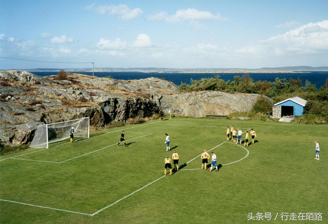 挪威诺尔兰郡罗弗敦群岛足球场,挪威渔民日常生活