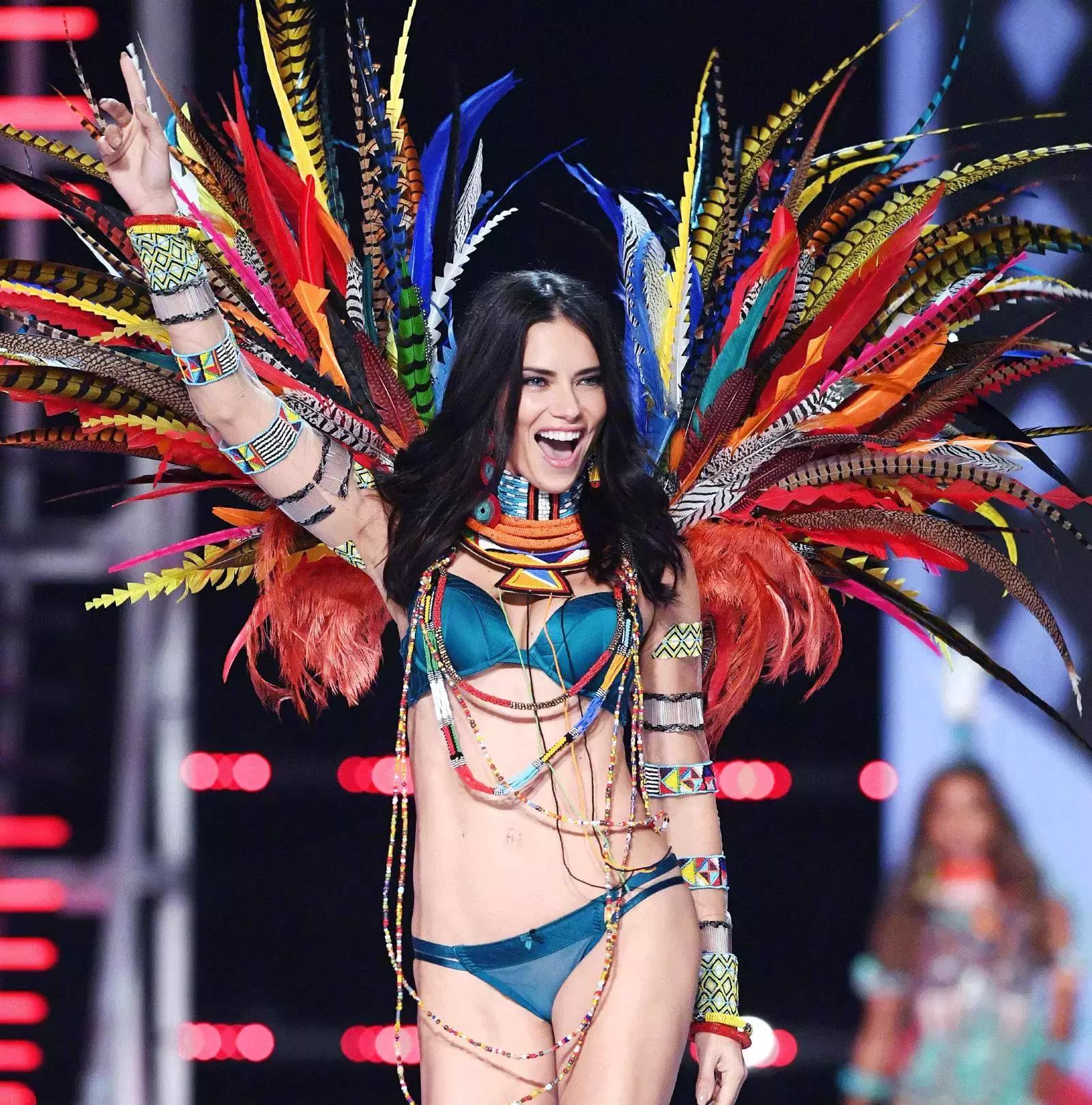 经典维密大秀,2017年维密大秀精彩集锦