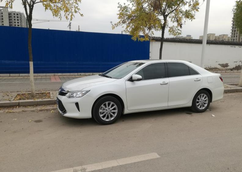 凯美瑞怎么样？车主述说1400百多公里后的优缺点感受！