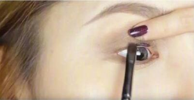 半包倒三角眼线,倒三角全包眼线