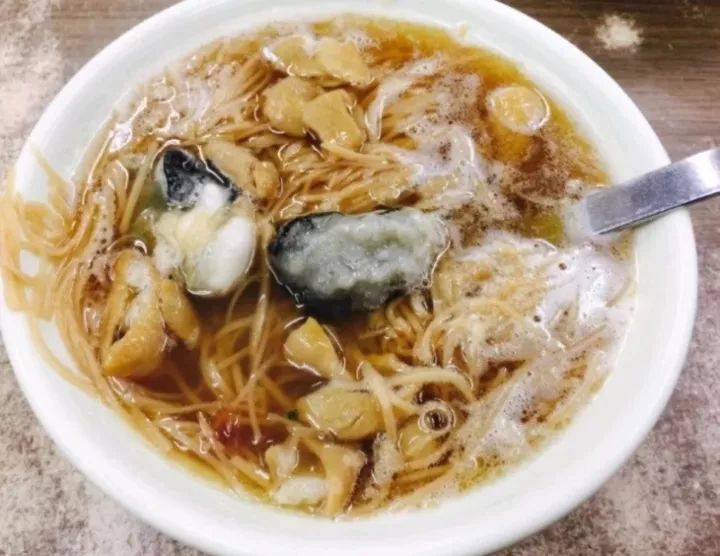 各位吃货请注意,由台北开往高雄的“逛吃”号列车即将发车!