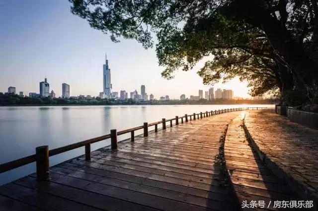 郑州楼市绿城百合,郑州绿城百合几期最好