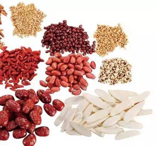 产后恢复补气补血最快的方法食补,日常饮食中哪些食物能补气补血