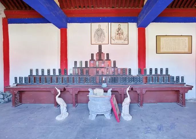 马致远写尽秋思天净沙,马致远的枯藤老树昏鸦被誉为什么