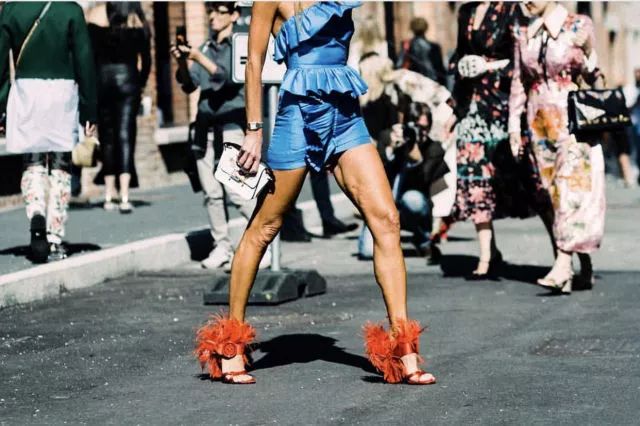 这只包包冲我做了一个鬼脸，我忍不住……