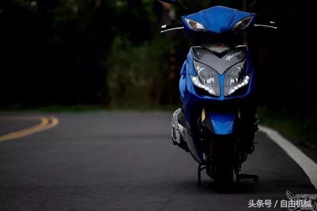 两万元踏板摩托车,五羊本田两万元踏板摩托车