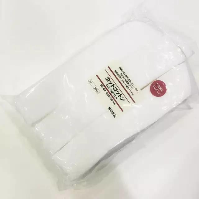 化妆棉正确使用方法图解,正确使用化妆棉方法