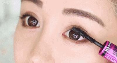 一化妆就又老又丑,一化妆就烂脸怎么办