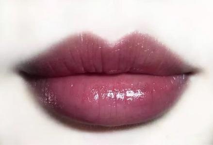 纪梵希,禁忌之吻唇膏16、11、10、8试色,辣个做衣服的造的口红