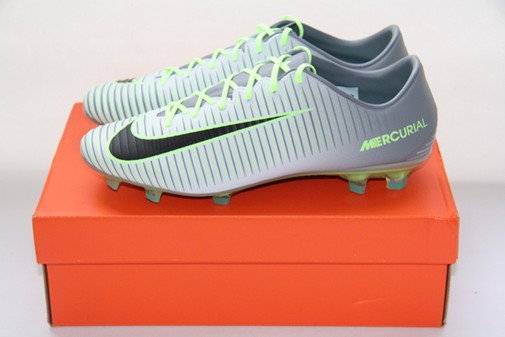 哪款足球鞋最好,适合中国人脚型的足球鞋