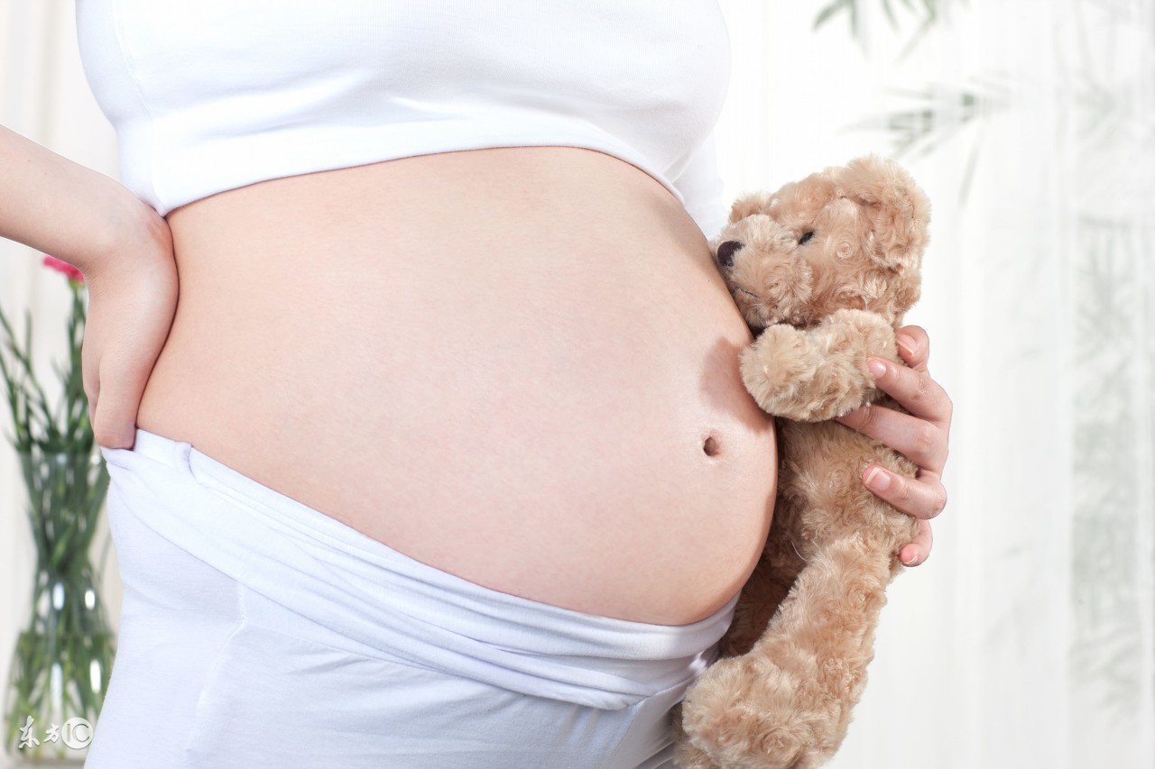 濂充汉璇曠鐢熷嚭鍙岃優鑳庡嵈绂诲澶姌,鍛借繍鎹夊紕濂充汉