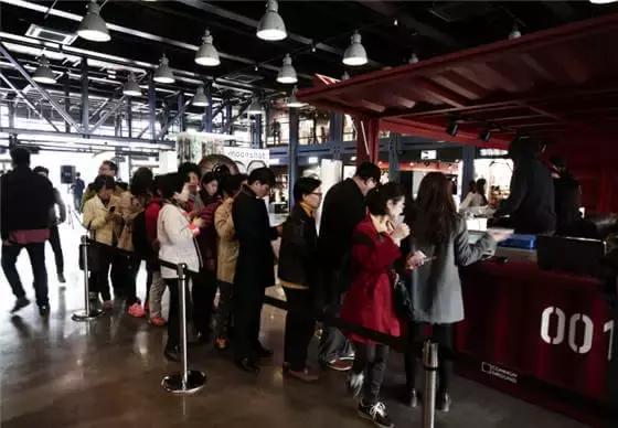 集装箱建筑商业街,创意集装箱建筑