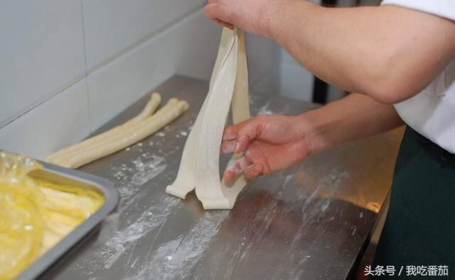 陕西面食biangbiang面的biang字怎么写,陕西人吃的biangbiang面